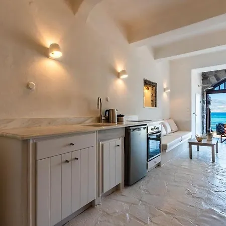 Gorgeous In Front Of The Sea At Milos Holiday home *