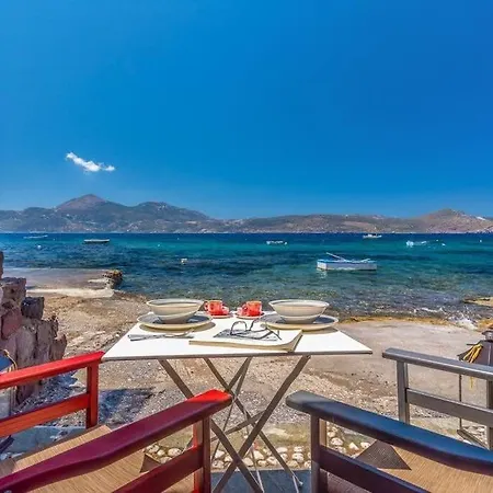 Holiday home Gorgeous In Front Of The Sea At Milos *